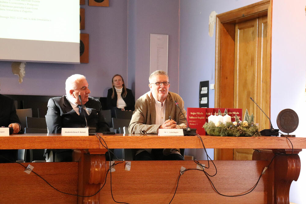 <p>Predstavljena četiri toma knjige Knjaz Nikola i Valtazar Bogišić</p>