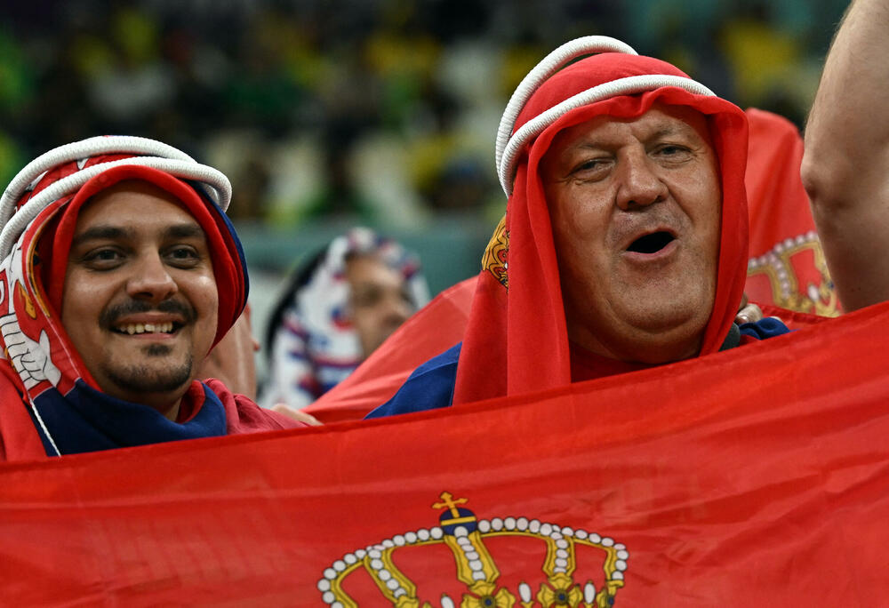 <p>Navijačka žurka i na stadionima i u u fan-zonama u Kataru</p>