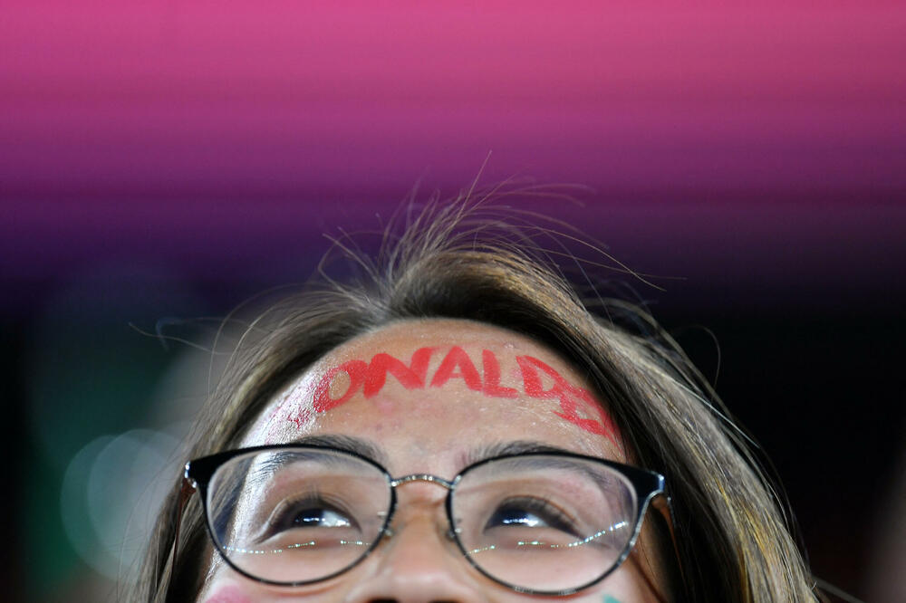 <p>Navijačka žurka i na stadionima i u u fan-zonama u Kataru</p>