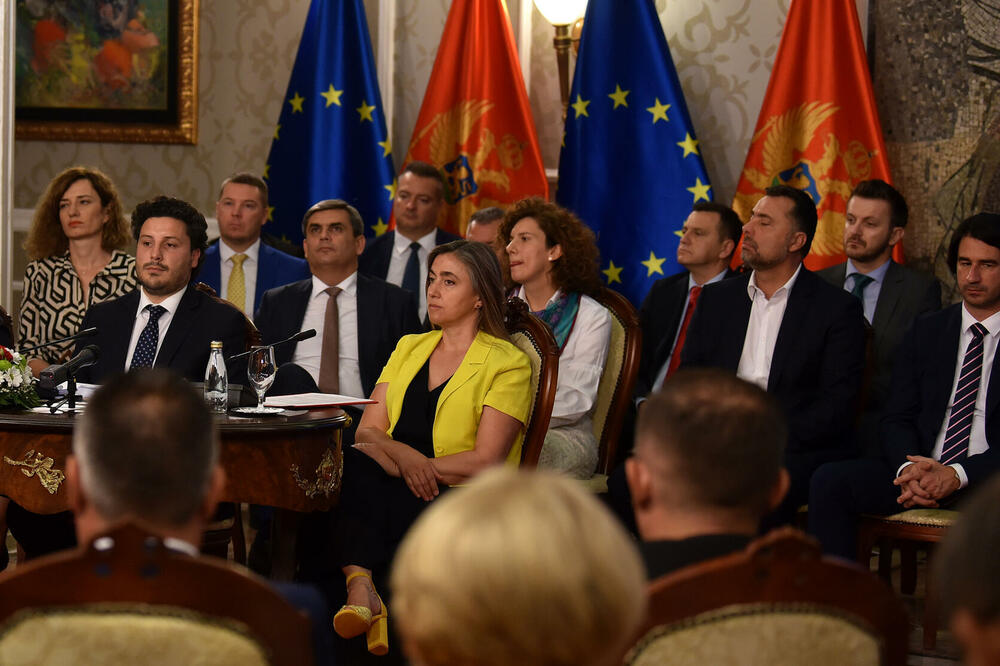 Nastavlja se osipanje Abazovićevog kabineta, Foto: Boris Pejović