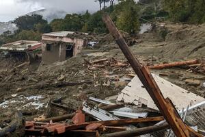 Smrtonosna klizišta devastirala italijansko ostrvo Iskija - ima i...