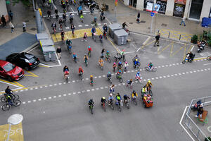 Barselona zatvara ulice za automobile kako bi djeca biciklima išla...
