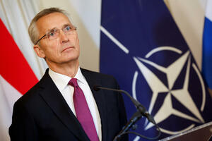 Stoltenberg: NATO će pojačati pomoć Ukrajini, dok Putin koristi...