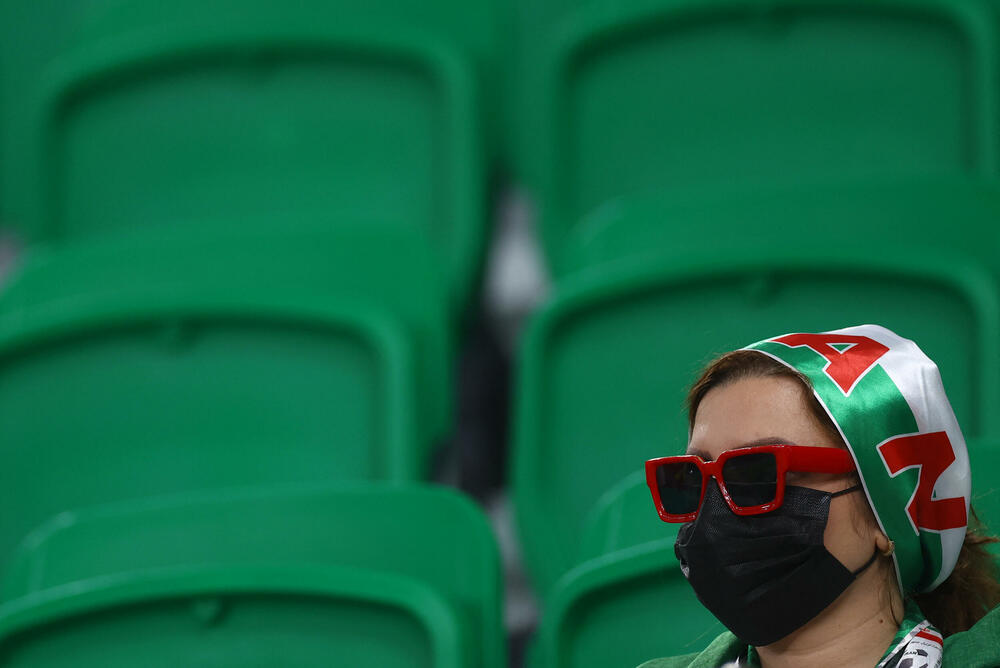 <p>Mundijalska žurka u Kataru traje dok prva faza takmičenja klizi ka kulminaciji</p>