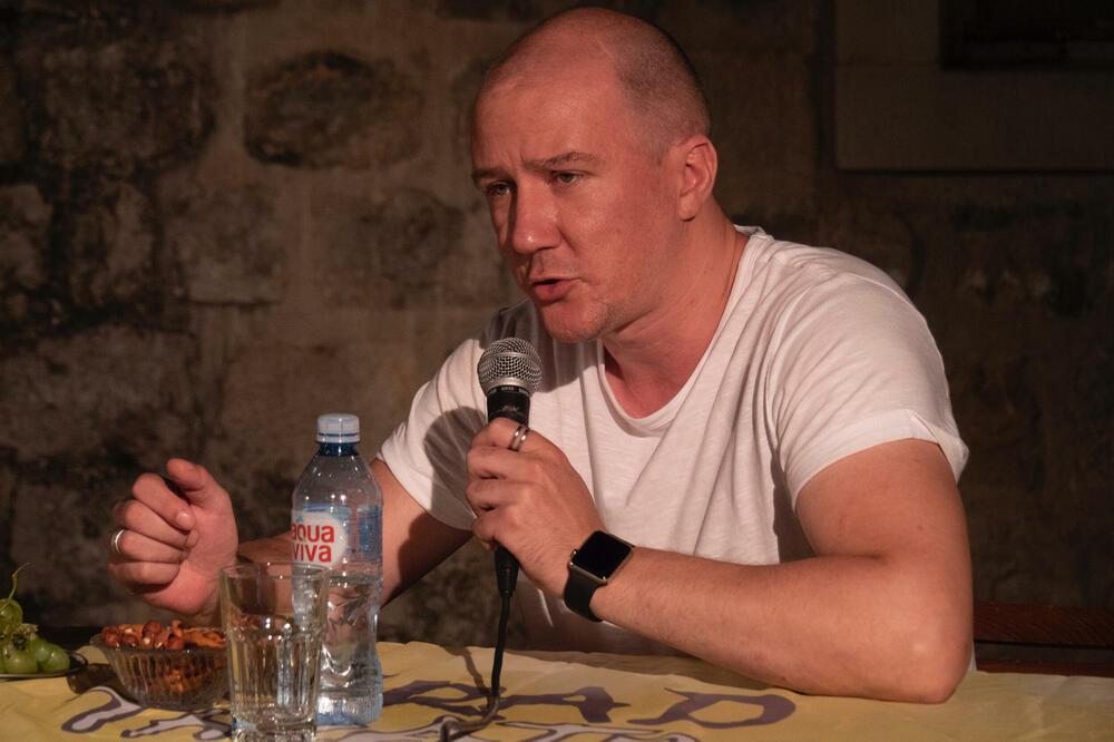 ”Zakoni i mentalitet ostali zaglavljeni u komunizmu”: Nešković, Foto: GRad teatar