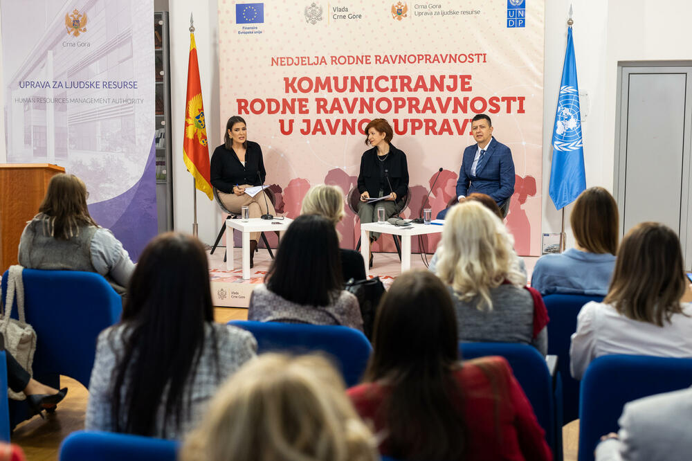 Sa panel diskusije, Foto: Uprava za ljudske resurse