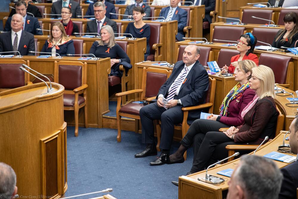 <p>Jelušić je kazala da su četiri femicida, koja su se prošle godine dogodila u Crnoj Gori, pokazale nemoć institucija da prevenira nasilje na adekvatan način</p>
