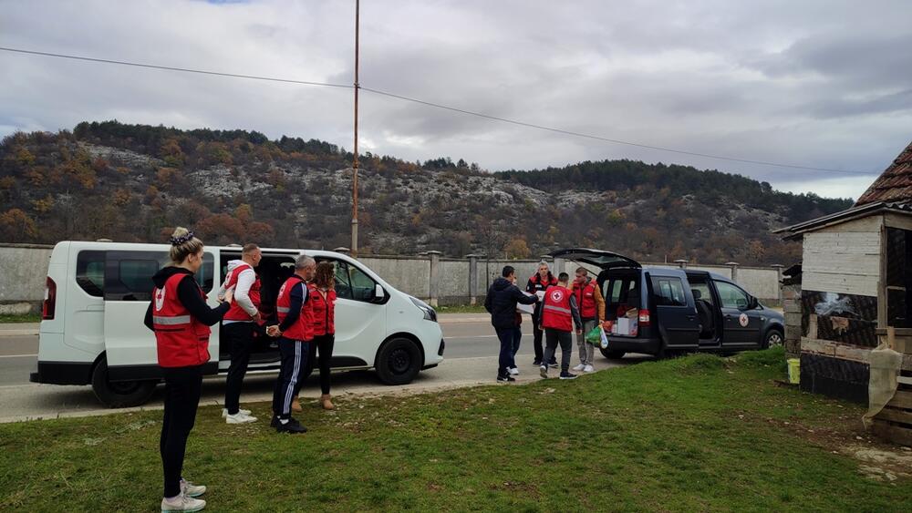 <p>Organizovana akcija povodom obilježavanja 147 godina Crvenog krsta Crne Gore</p>