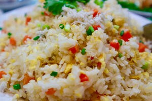 Šarena salata sa integralnom rižom