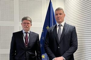 Adžić - Picula: Podrška EU Crnoj Gori neupitna
