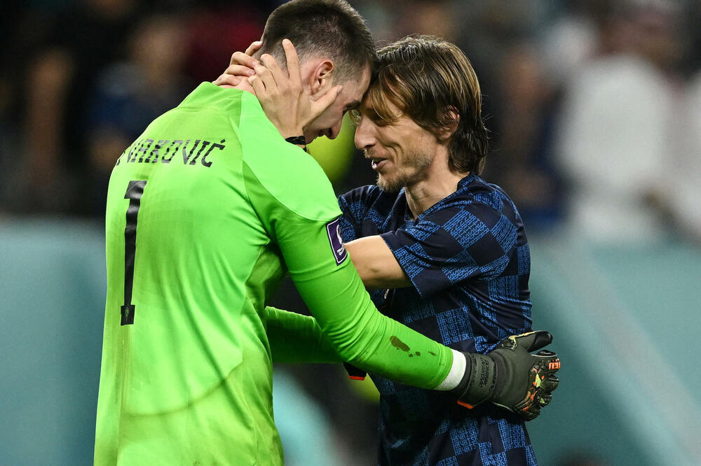 Modrić sa Livakovićem, Foto: Reuters