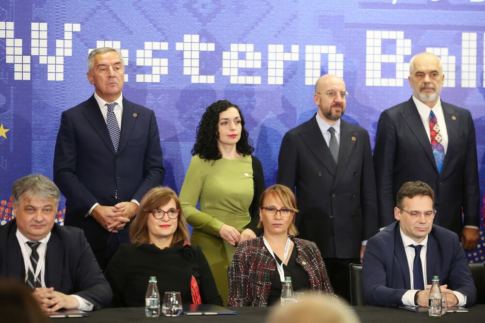 Milo Đukanović samit