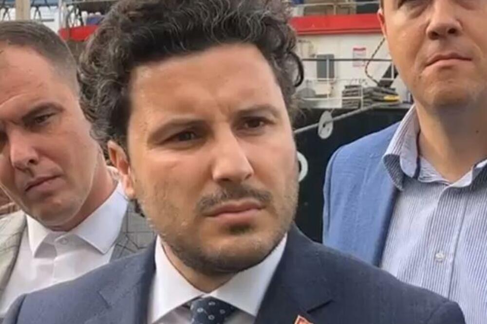 Foto: Printscreen/Facebook/Dritan Abazovic