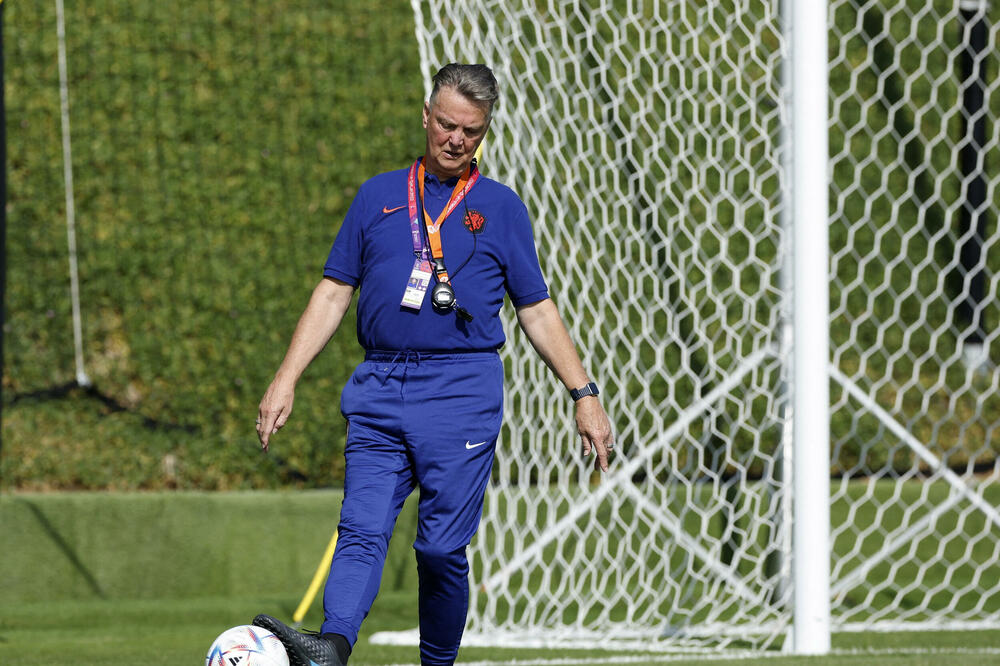 Van Gal na treningu, Foto: Reuters