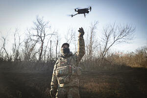U ukrajinskim napadima dronovima na Rusiju poginule dvije osobe,...