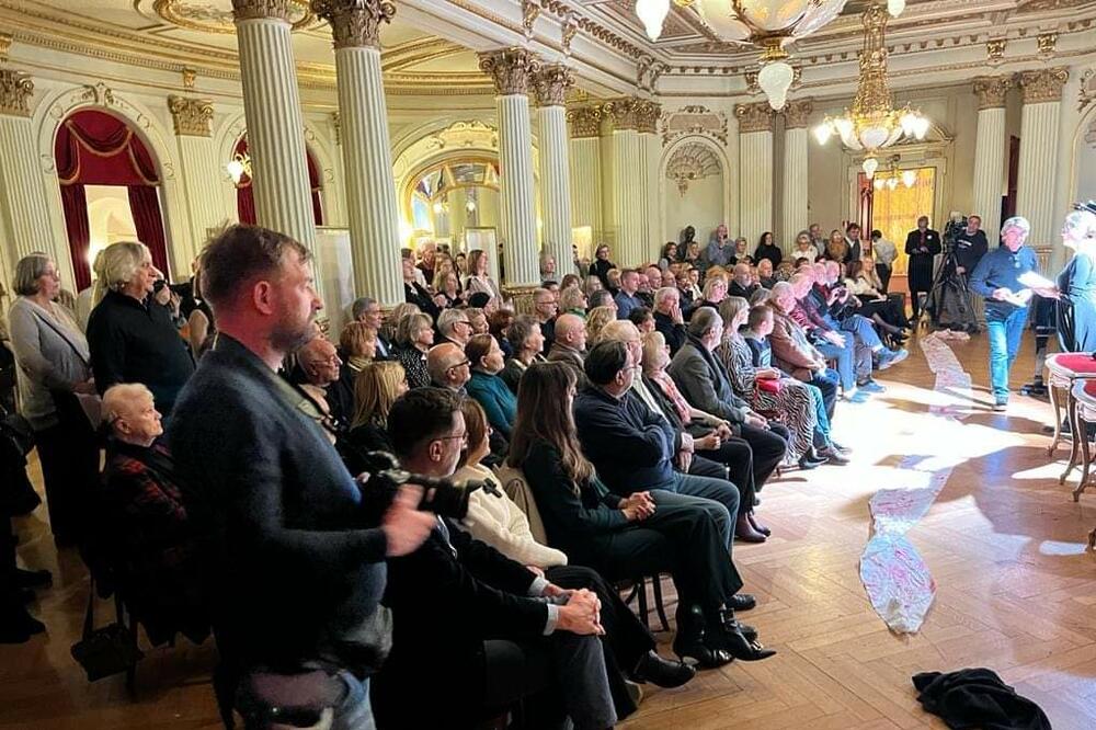 Sa promocije u Hrvatskom narodnom kazalištu, Foto: Facebook