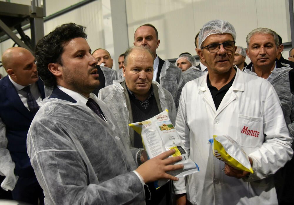 <p>Planirano je da se u početku proizvodi čips, dok će kasnije biti otvorene i linije za flips, krompir pire i pomfrit</p>