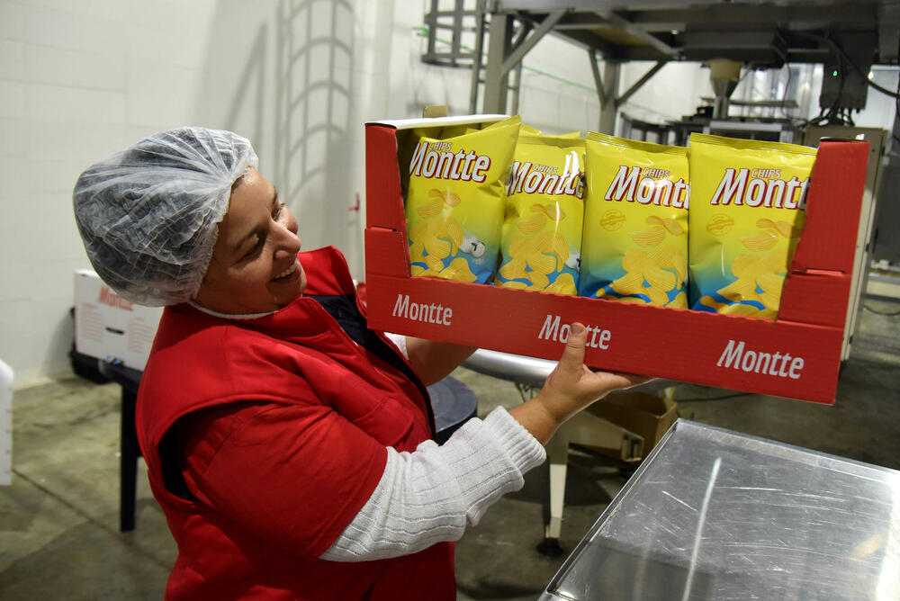 <p>Planirano je da se u početku proizvodi čips, dok će kasnije biti otvorene i linije za flips, krompir pire i pomfrit</p>