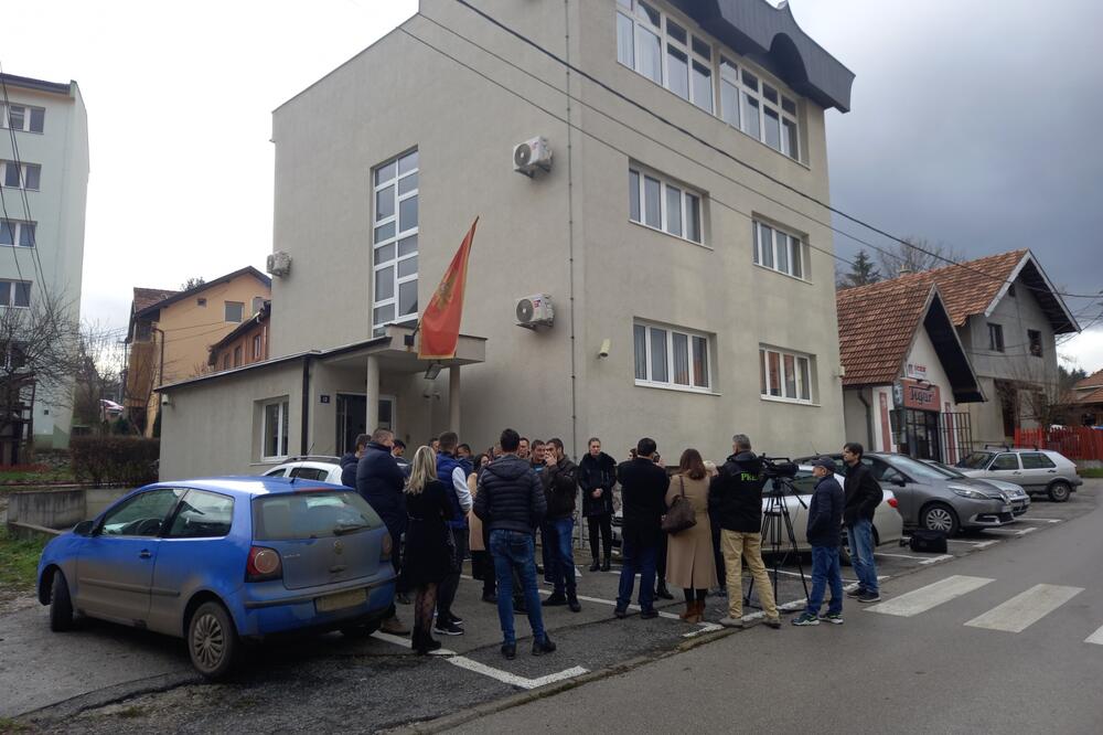 Danas ispred ODT Pljevlja, Foto: Goran Malidžan