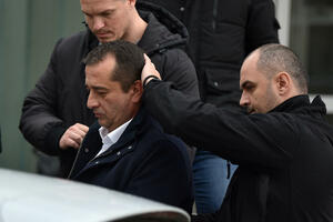 Čađenović ostaje u pritvoru