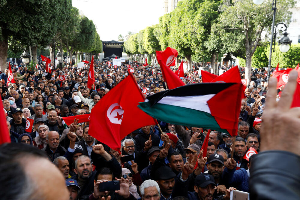 Sa protesta u Tunisu, Foto: Reuters