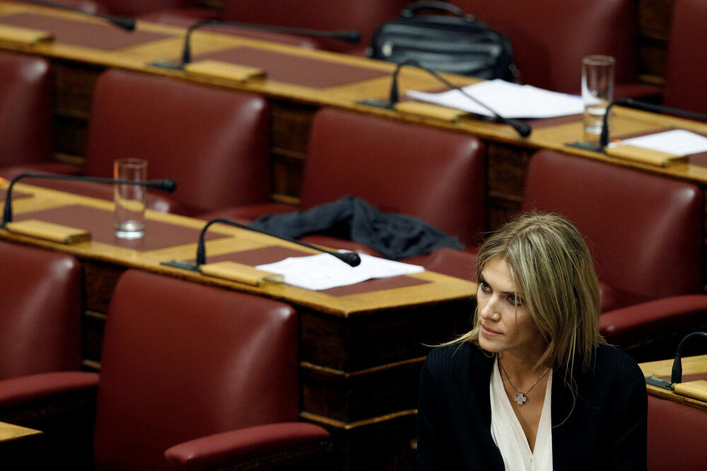 Poslanica Eva Kaili u parlamentu u Atini 2011. godine, Foto: Rojters