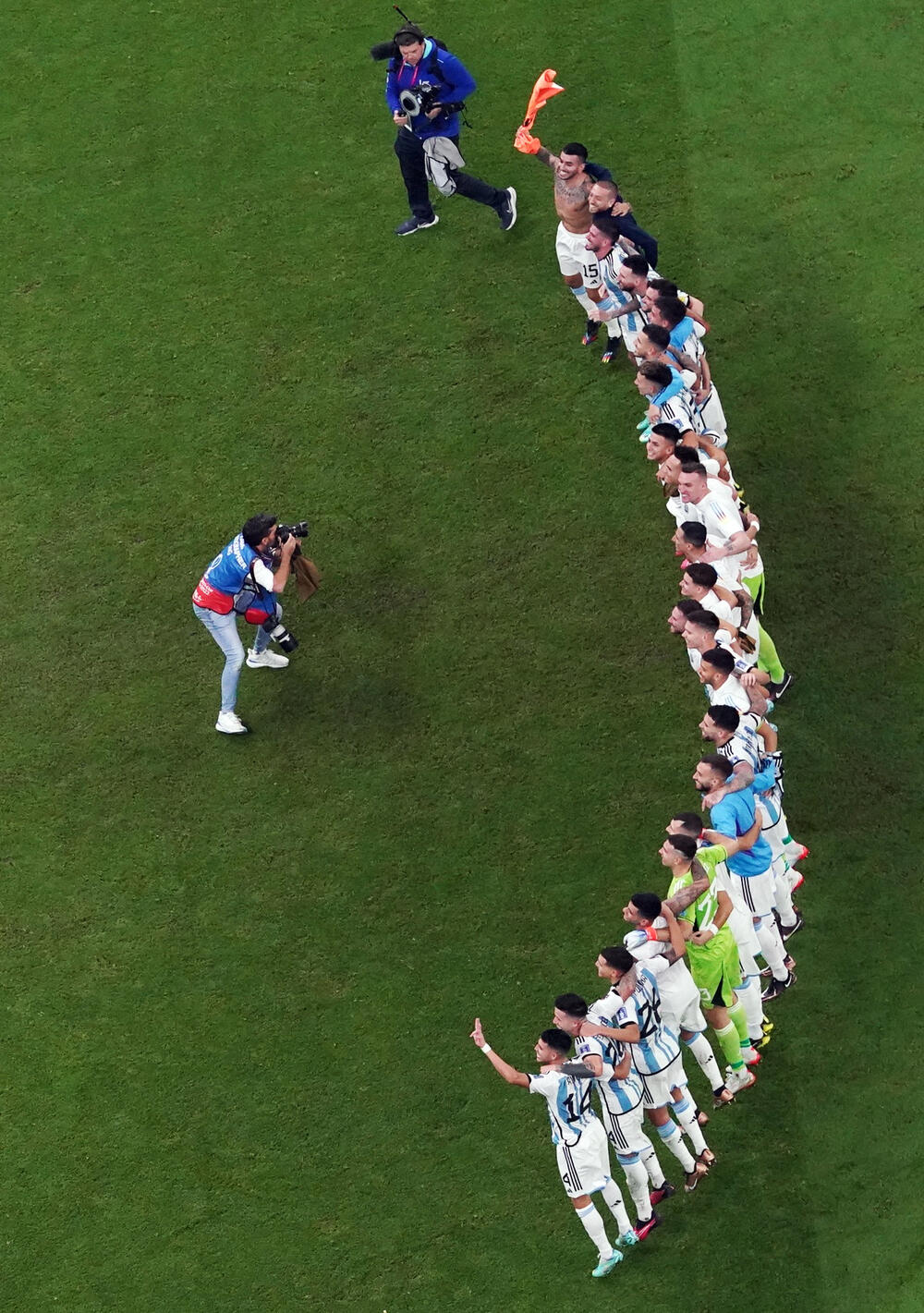 <p>Argentina je u finalu Svjetskog prvenstva, nakon ubjedljive pobjede nad Hrvatskom 3:0.</p>