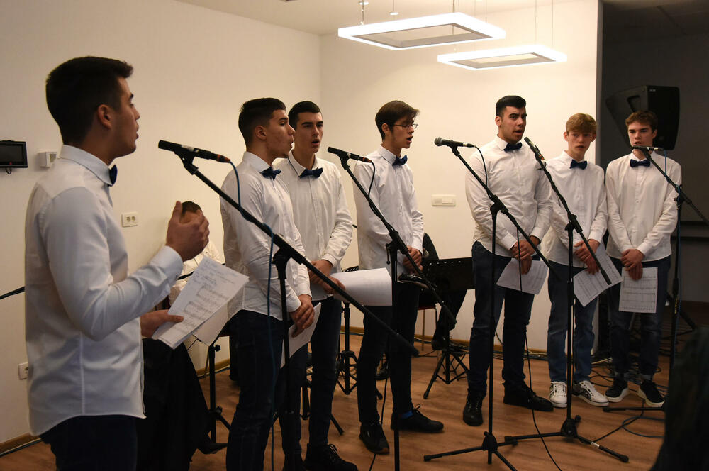 <p>Pored Risna, Bijelog Polja i Pljevalja i glavni grad će imati ustanovu koja može pružiti smještaj za sve građane kojima je ovaj vid usluge potreban, kazao je ministar rada i socijalnog staranja</p>