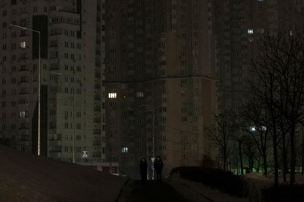 Kijev je prethodnu noć proveo u mraku, Foto: Reuters