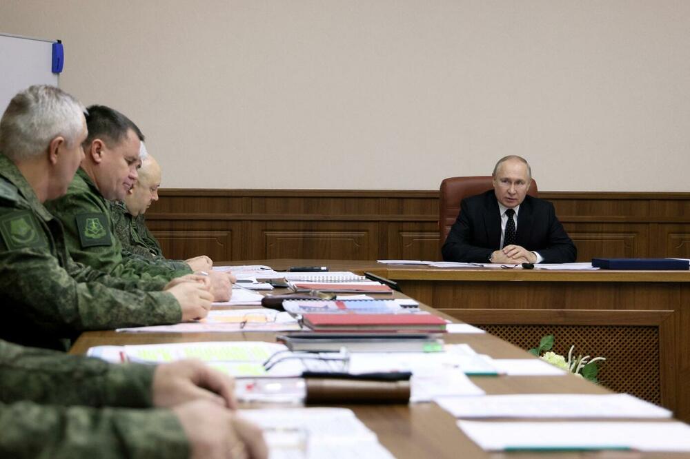 Putin tokom posjete štabu Oružanih snaga, Foto: Reuters