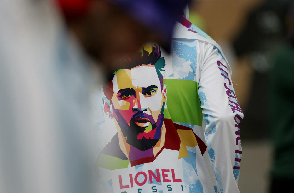 <p>Argentinci imaju ogromnu podršku, preko 50.000 ih je na stadionu, svi imaju isti san - titulu koju čekaju od 1986.</p>