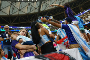 Ljubitelji fudbala i navijačka udruženja bijesni zbog cijena...