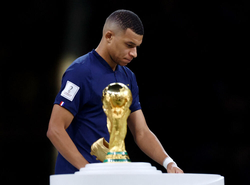 <p>Za najboljeg mladog igrača proglašen je Enco Fernandes, dok je najbolji golman Emilijano Martines</p>