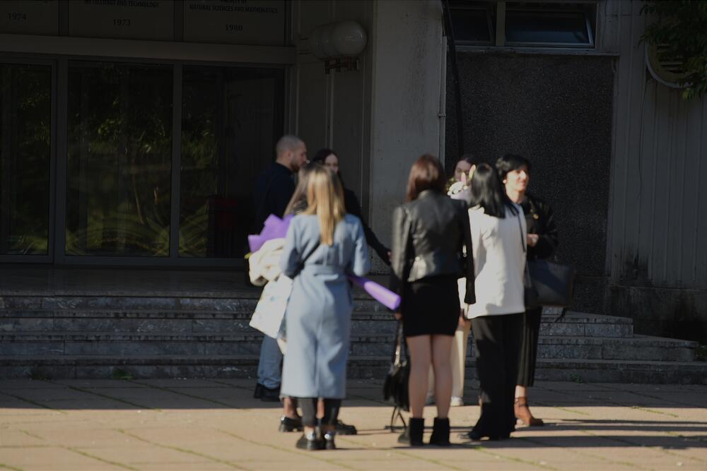 <p>"Nešto loše će se dogoditi zgradi tehničkih fakulteta! Eksploziv je već postavljen i eksplodiraće danas. Ovo je posljednje upozorenje", piše u mejlu na engleskom jeziku</p>