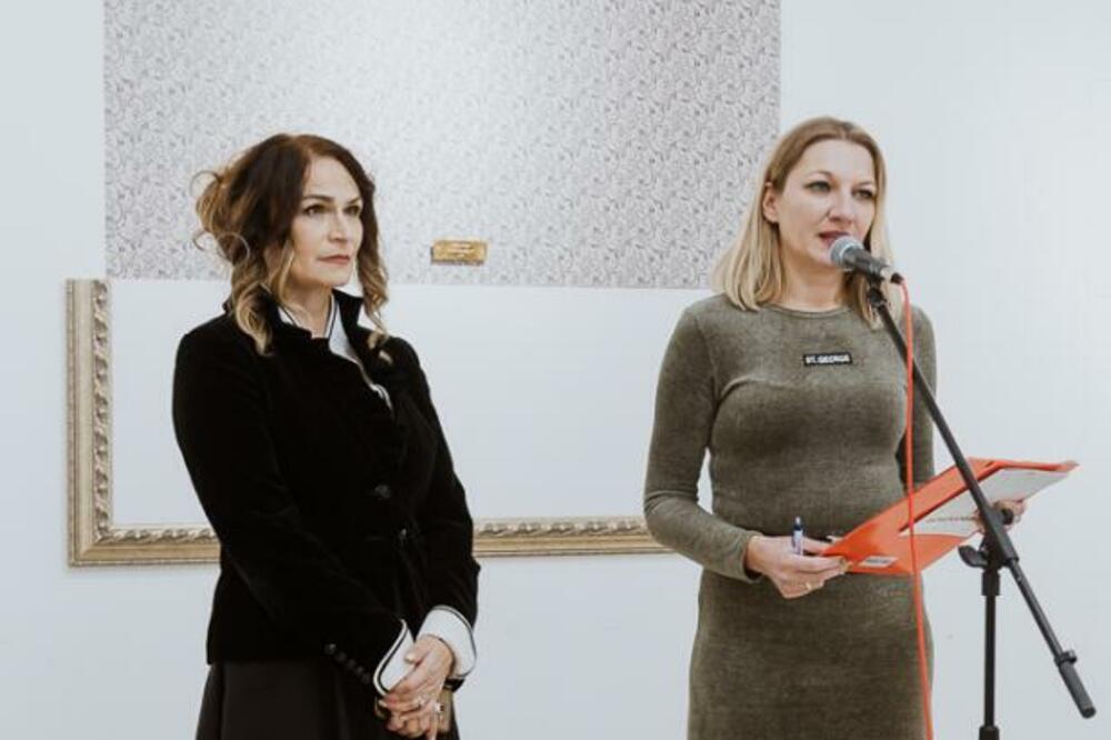 Sa otvaranja izložbe: Bošković (lijevo), Foto: Jovan Vidaković