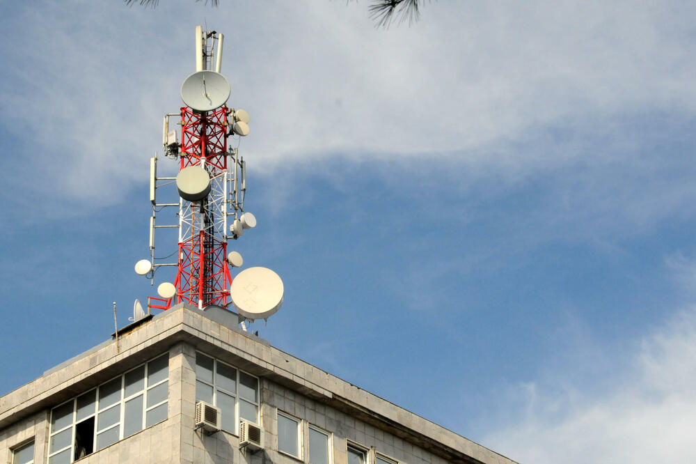 Bazna stanica jedne od mobilnih mreža u Crnoj Gori, Foto: Luka Zekovic
