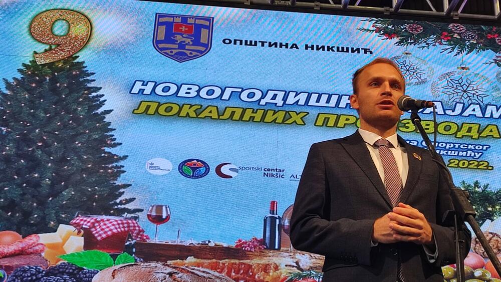 <p>Sajam je otvoren u Sportskom centru, a na njemu je učešće uzelo preko 200 izlagača</p>