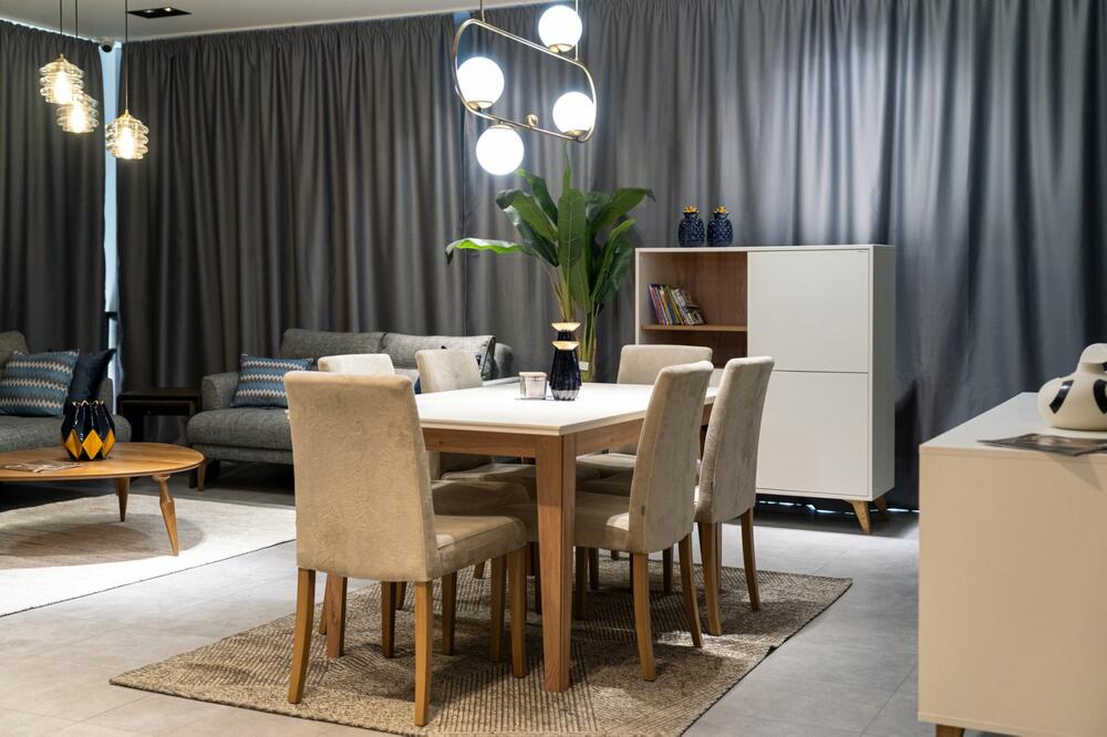 <p>Da li ste već napravili listu novogodišnjih odluka? Ako se na njoj nalazi želja da malo više ugađate sebi, imamo sjajan predlog kako to da uradite već danas. Dočekajte Novu godinu u novom namještaju, tako što ćete iskoristiti jedinstvenu priliku.</p>