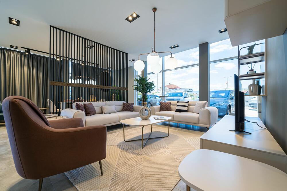 <p>Da li ste već napravili listu novogodišnjih odluka? Ako se na njoj nalazi želja da malo više ugađate sebi, imamo sjajan predlog kako to da uradite već danas. Dočekajte Novu godinu u novom namještaju, tako što ćete iskoristiti jedinstvenu priliku.</p>