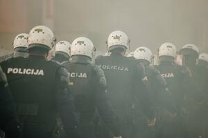 MUP obezbijedio 600 novih kompleta za zaštitu policijskih...