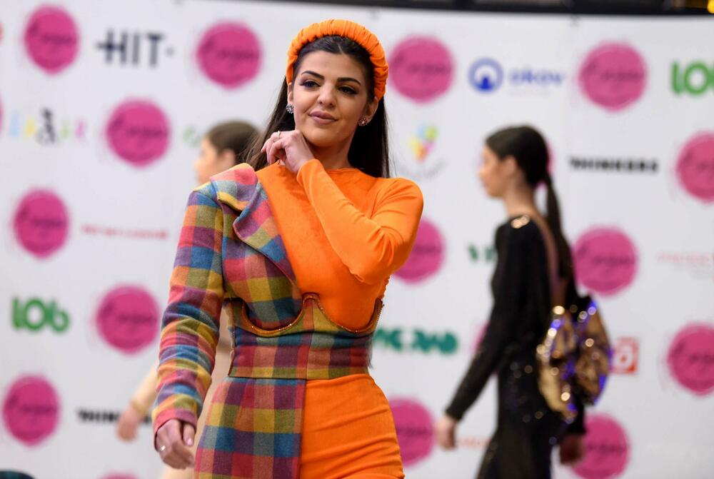 <p>Sinoć održan prvi Bazar Fashion Show, kKdizajnerke Tijana Perović, Azemina Gluščević i Anja Radulović</p>
