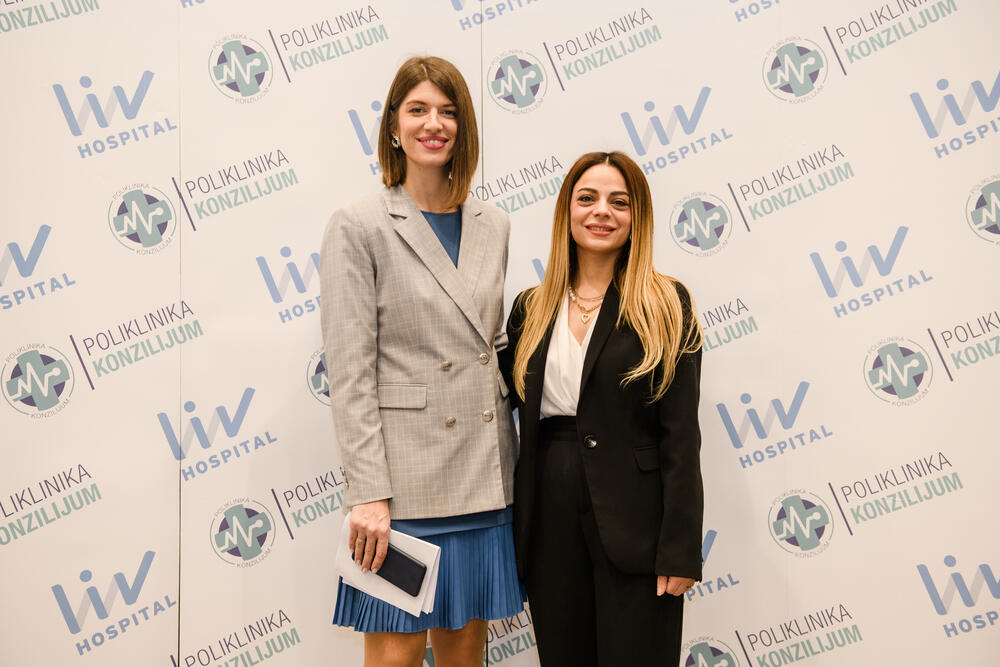 <p>Klinike specijalizovane za transplantaciju, praćenje i liječenje onkoloških pacijenata, robotska hirurgija, komplikovane operativne zahvate najtežih deformiteta kičme, abdominalna hirurgija samo su neke od grana po kojima je Liv poznat</p>