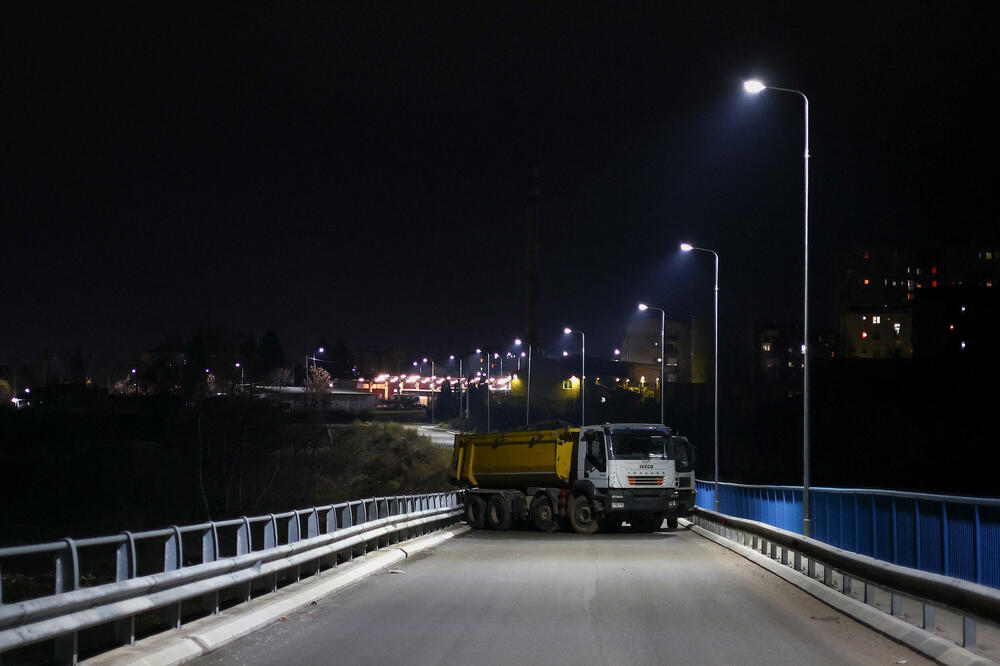 Barikade u Mitrovici, Foto: Reuters