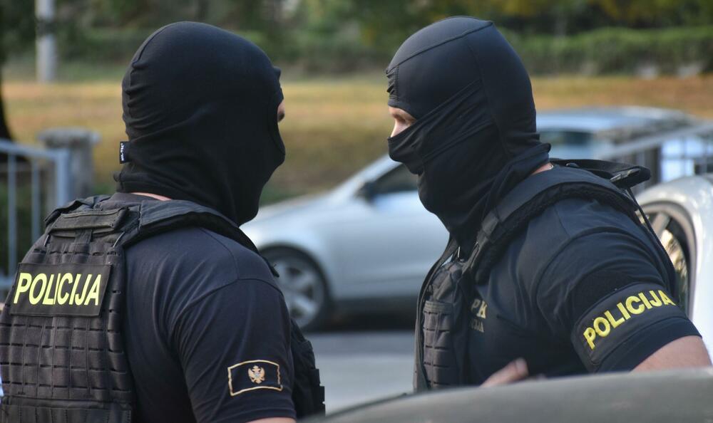 Velika policijska akcija u Ulcinju - na meti zelenaši