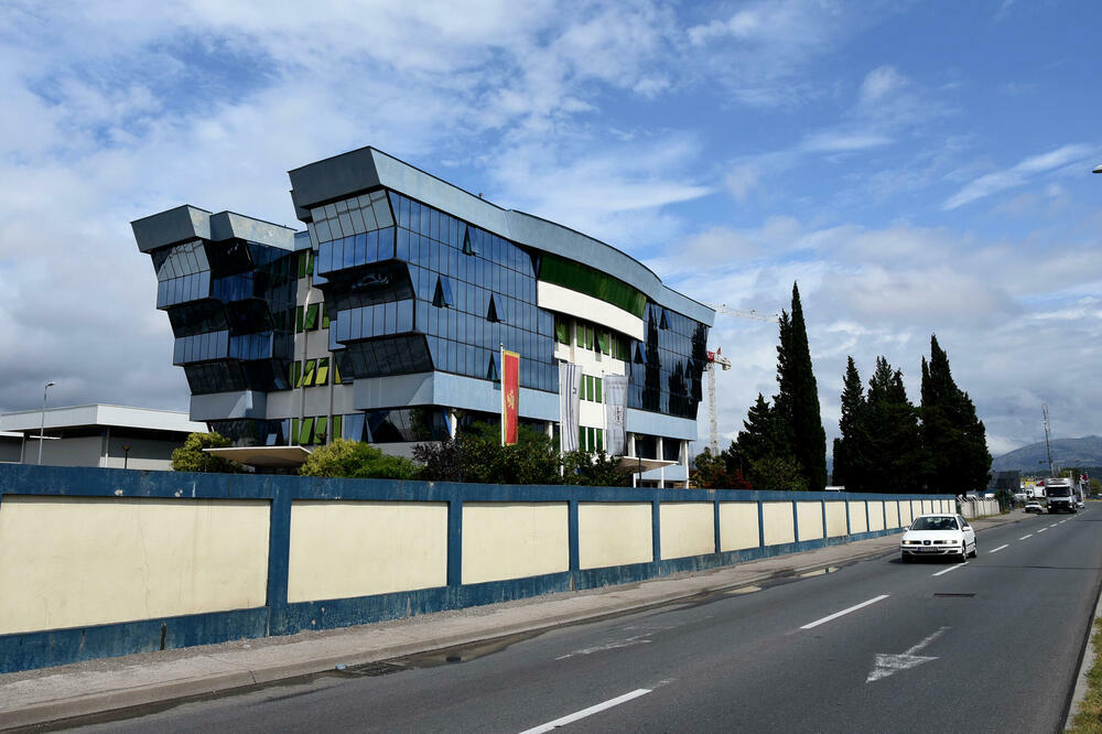 Črnogorske družbe spreminjajo pravni status, sindikat Vodovoda opozarja na nepravilnosti