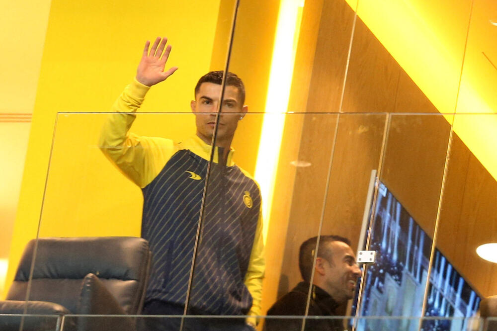Ronaldo u loži tokom današnjeg meča Al Nasr - Al Tae, Foto: Reuters