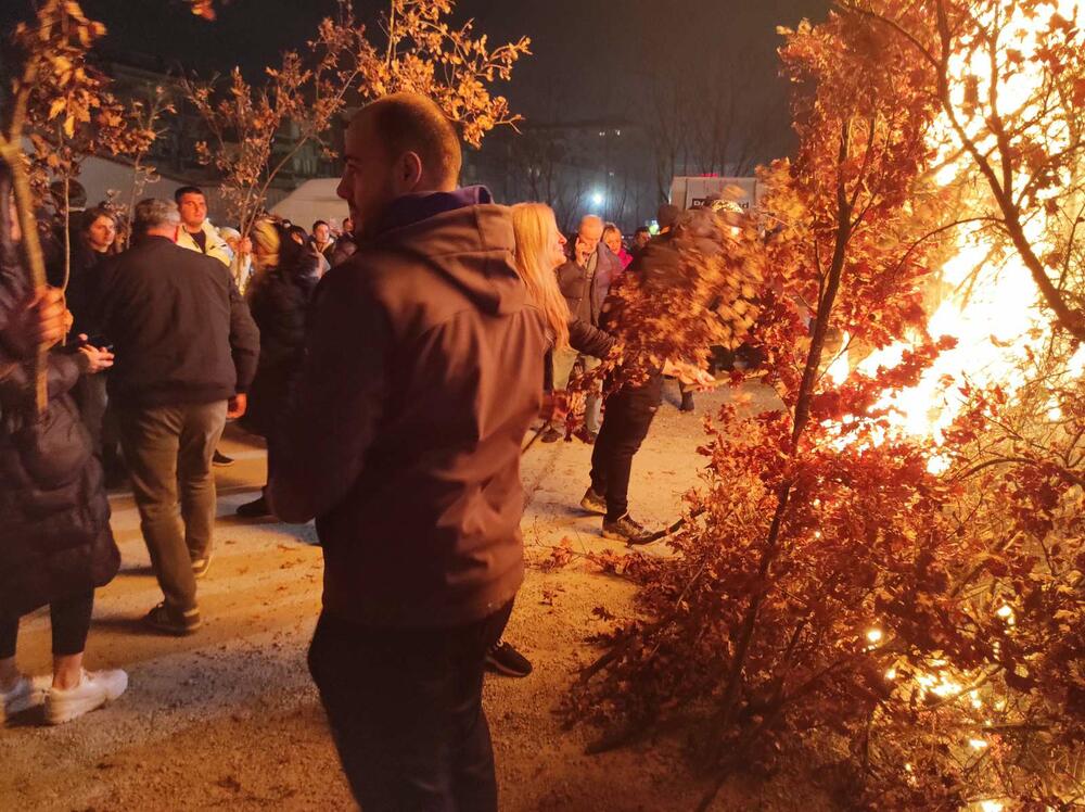 <p>"Večeras smo sabrani da nastavimo svijetlu tradiciju predaka", rekao je Joanikije</p>