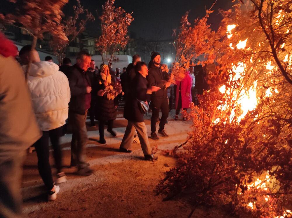 <p>"Večeras smo sabrani da nastavimo svijetlu tradiciju predaka", rekao je Joanikije</p>
