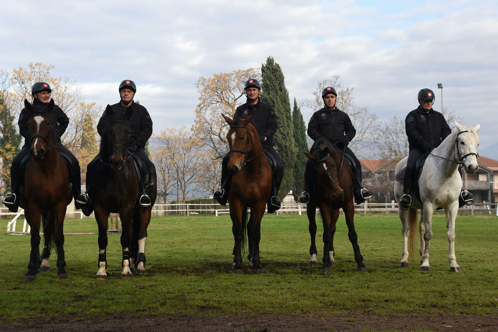 Tim nakon komande “linija”, Foto: Luka Zeković