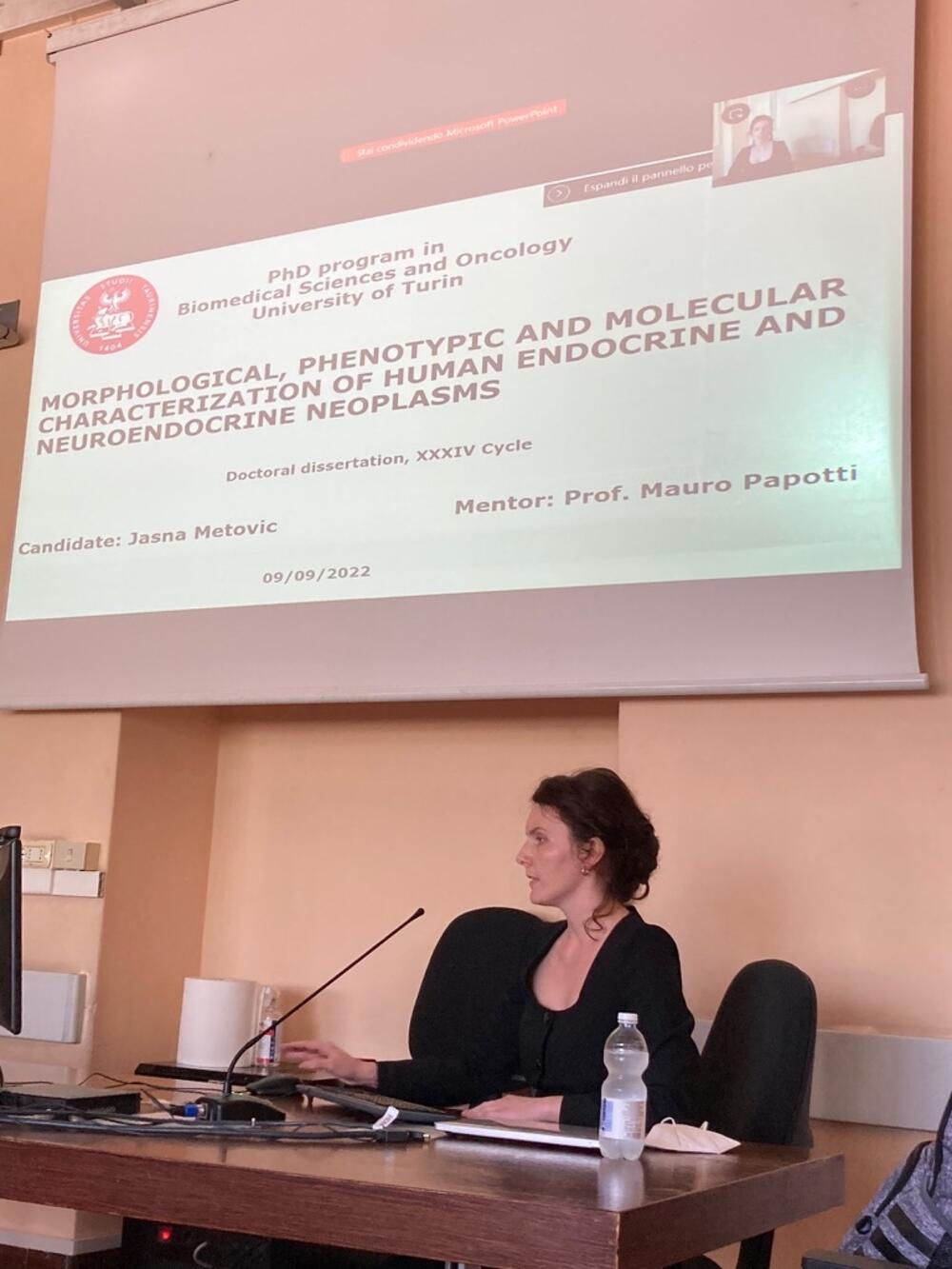 Metović najviše ponosna na doktorsku tezu